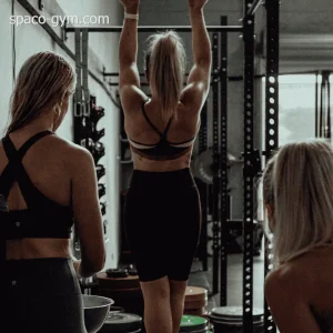 اسپاکو باشگاه ورزشی بانوان با برنامه غذایی در غرب تهران